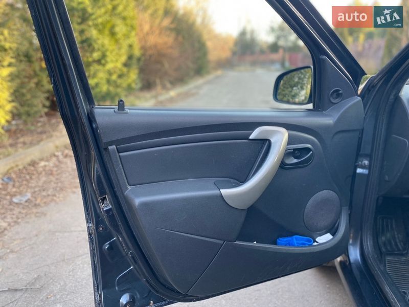 Седан Renault Logan 2010 в Рівному