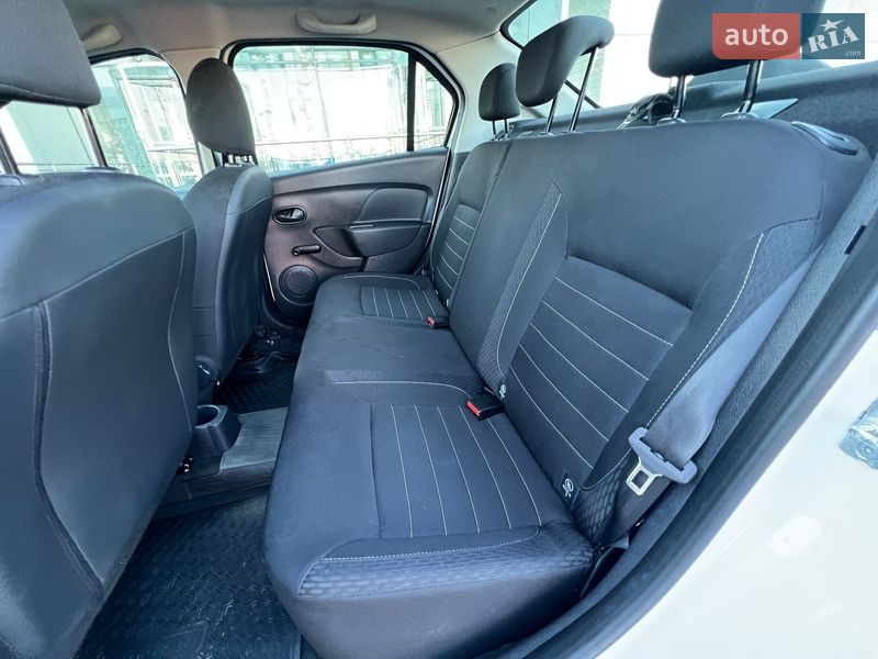 Седан Renault Logan 2021 в Києві