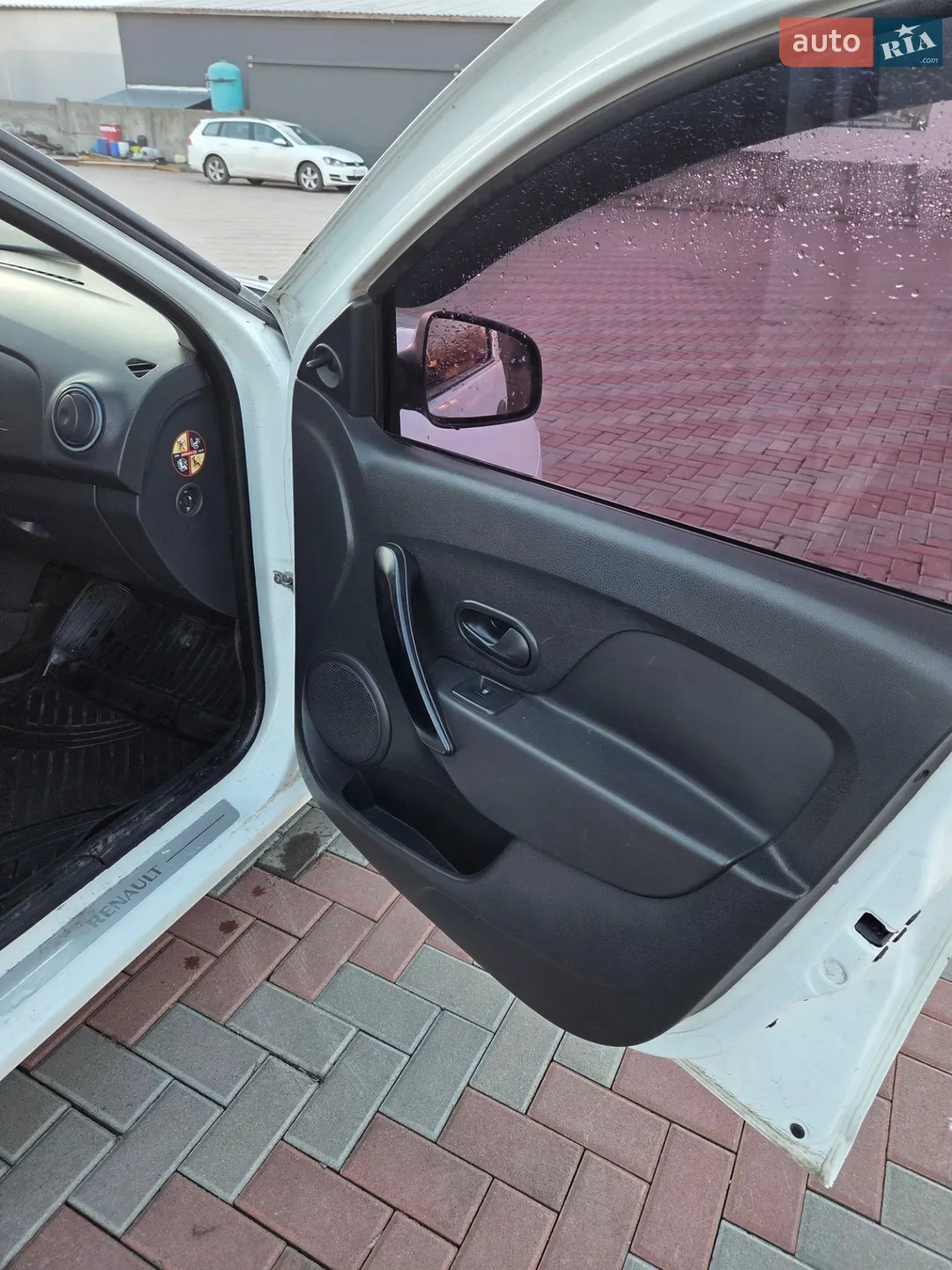 2013 Renault Logan - мініатюра 10