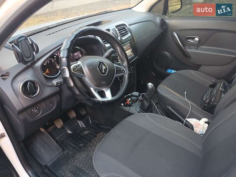 Renault Logan 2021 Renault Logan 2021