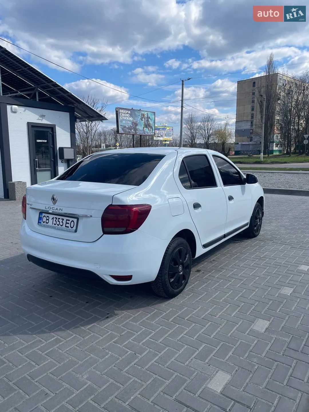 2017 Renault Logan - мініатюра 8