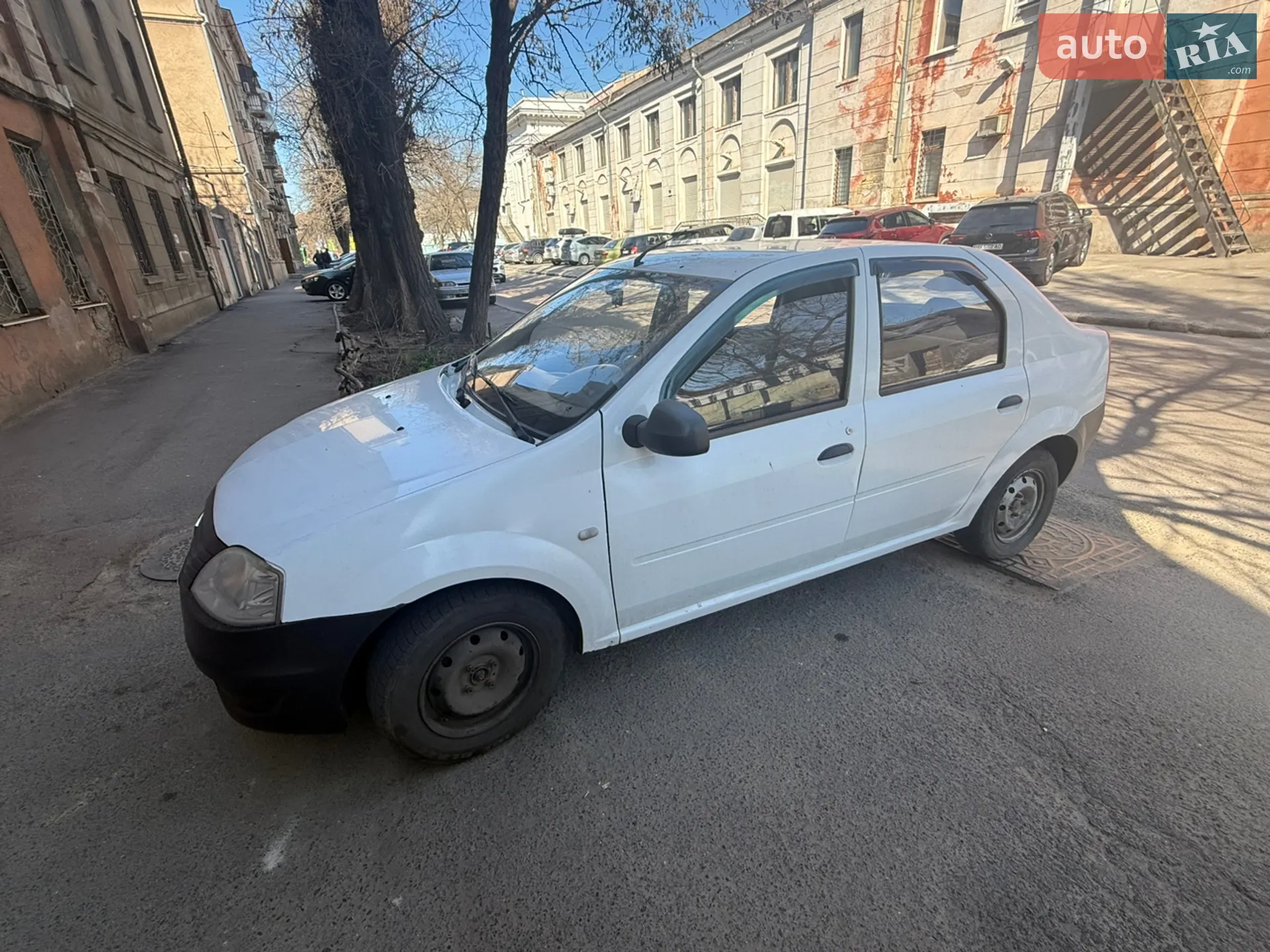 2012 Renault Logan - мініатюра 2