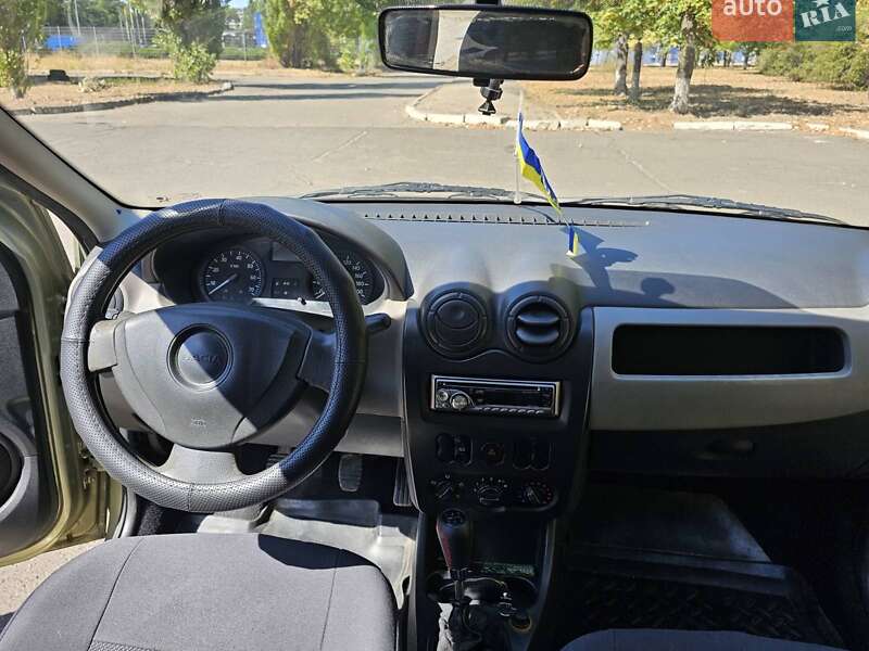 Седан Renault Logan 2008 в Николаеве