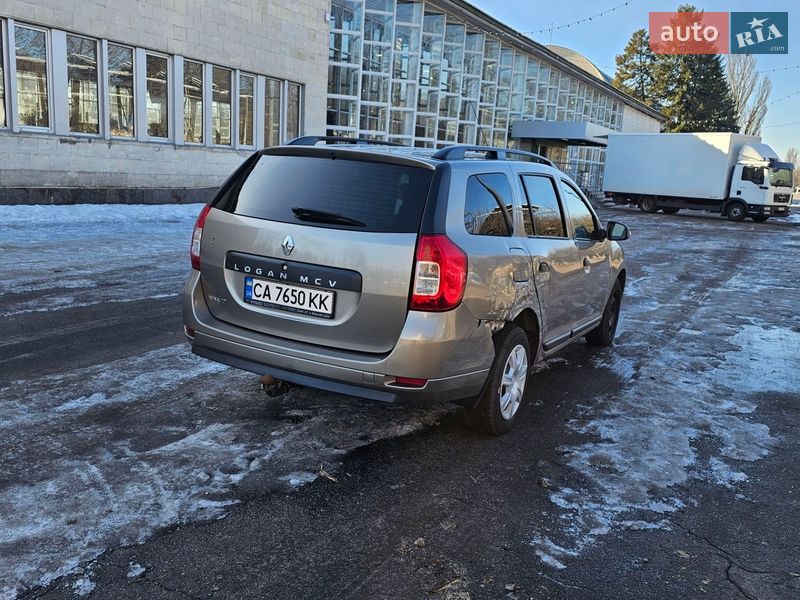 Универсал Renault Logan 2014 в Киеве фото 5 Универсал Renault Logan 2014 в Киеве