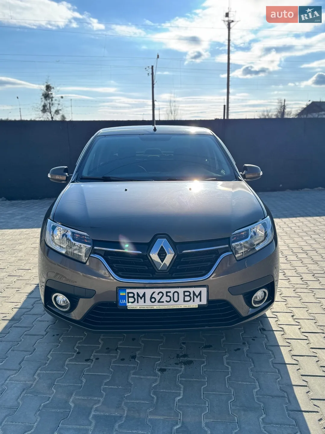 2019 Renault Logan - мініатюра 2