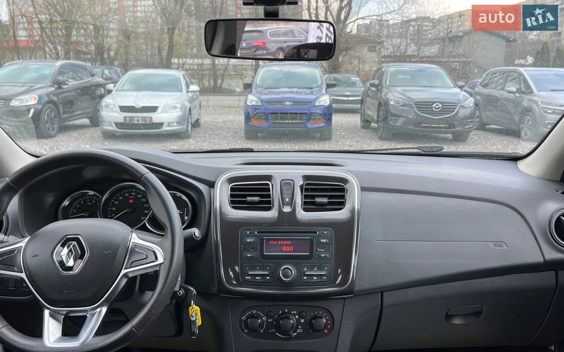 2017 Renault Logan - мініатюра 10
