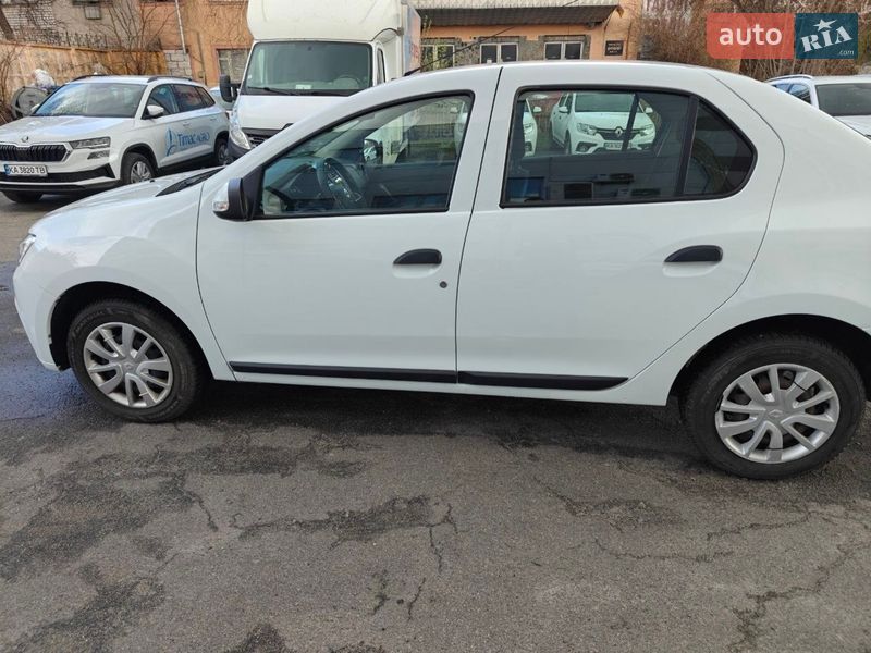 Седан Renault Logan 2017 в Киеве