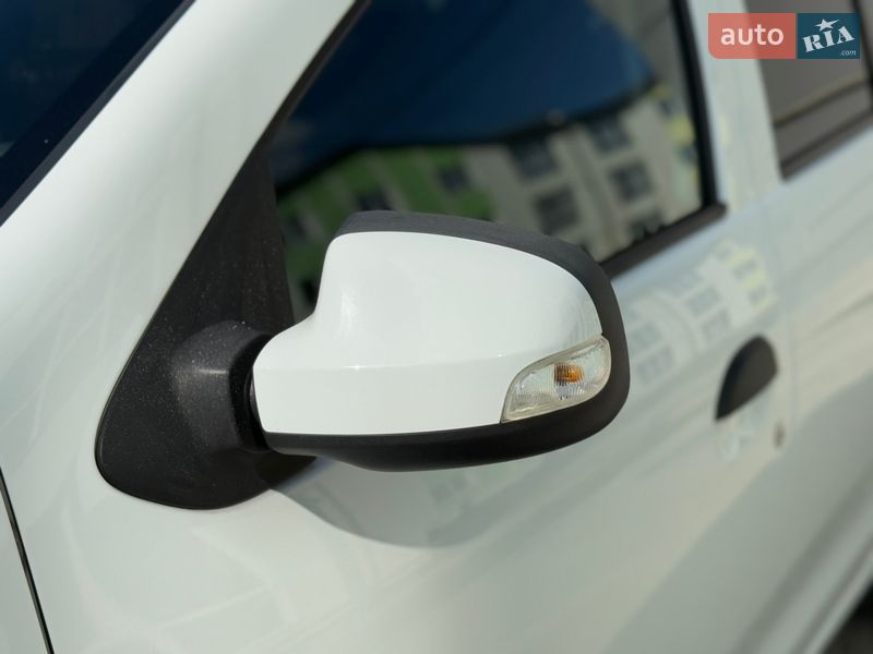 Седан Renault Logan 2013 в Вінниці