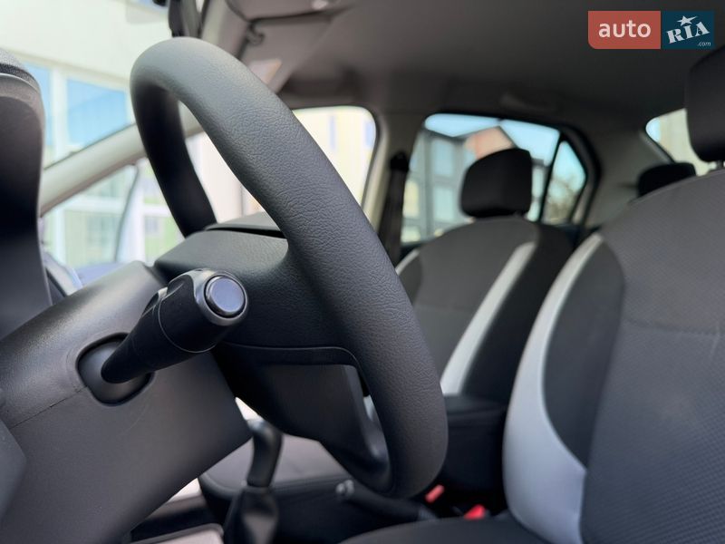 Седан Renault Logan 2013 в Вінниці