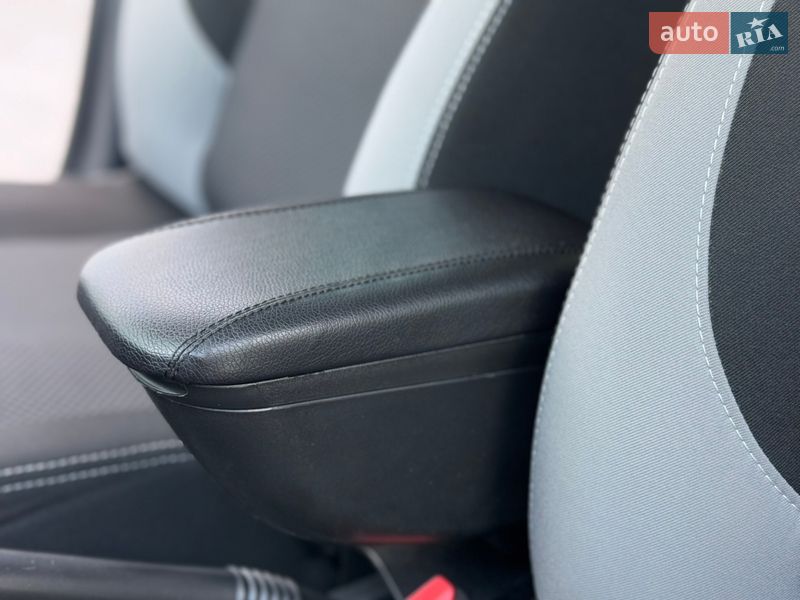 Седан Renault Logan 2013 в Вінниці