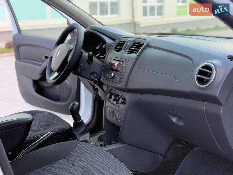 Седан Renault Logan 2013 в Вінниці