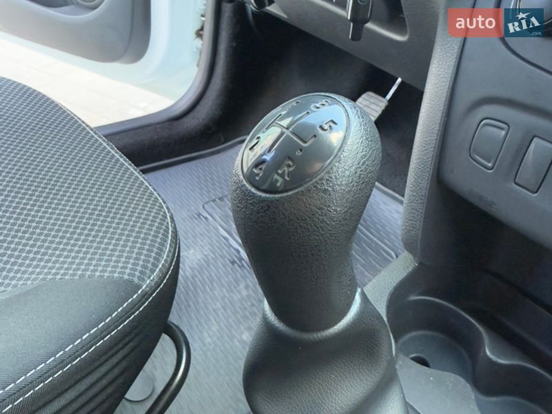 Седан Renault Logan 2013 в Вінниці