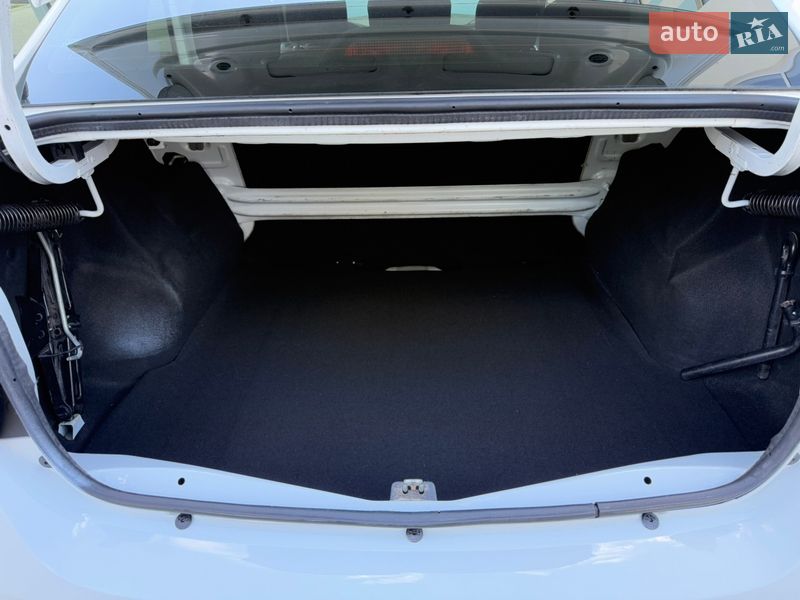 Седан Renault Logan 2013 в Вінниці