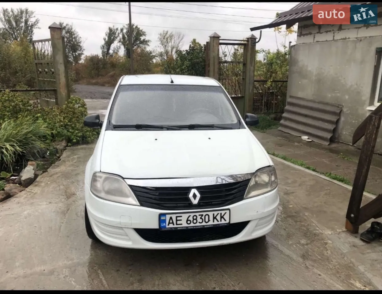 2010 Renault Logan - мініатюра 9