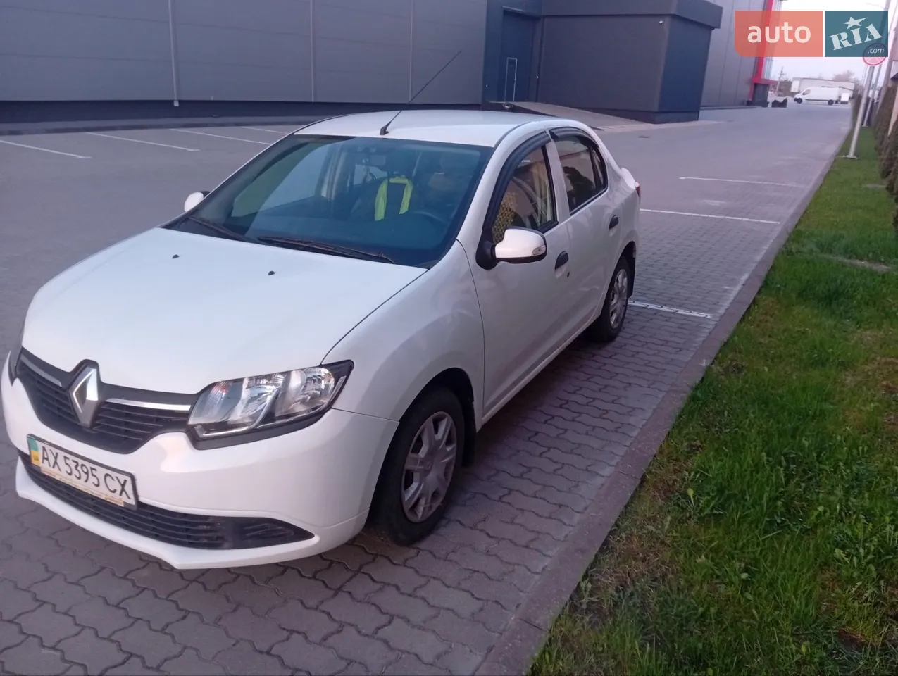 2013 Renault Logan - мініатюра 27