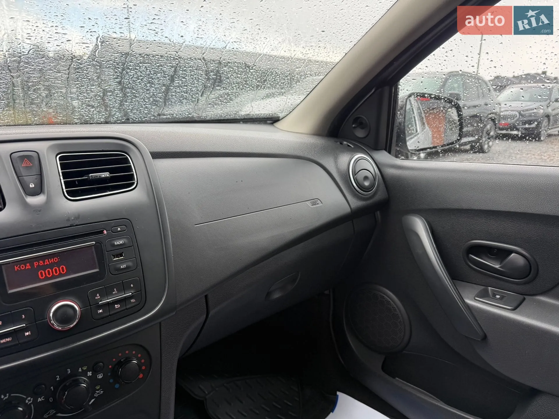 2014 Renault Logan - мініатюра 33