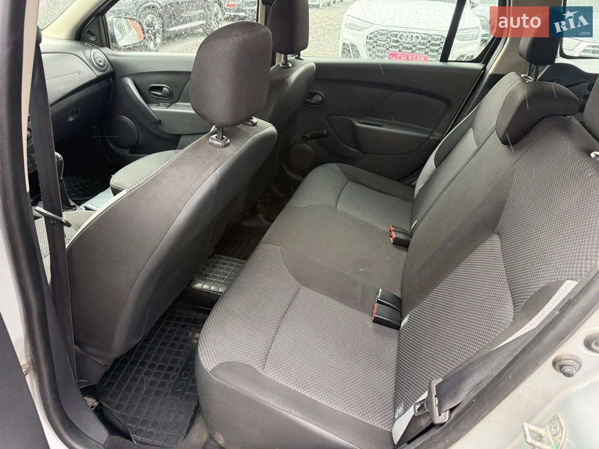 2014 Renault Logan - мініатюра 35