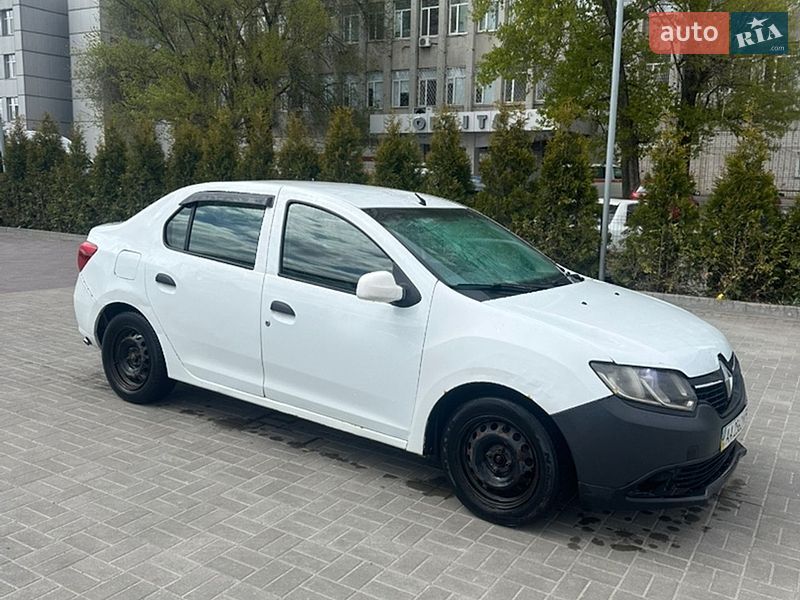 Седан Renault Logan 2013 в Днепре