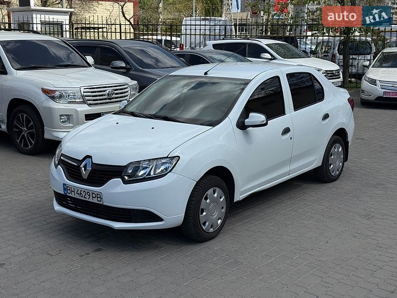 Renault Logan 2013