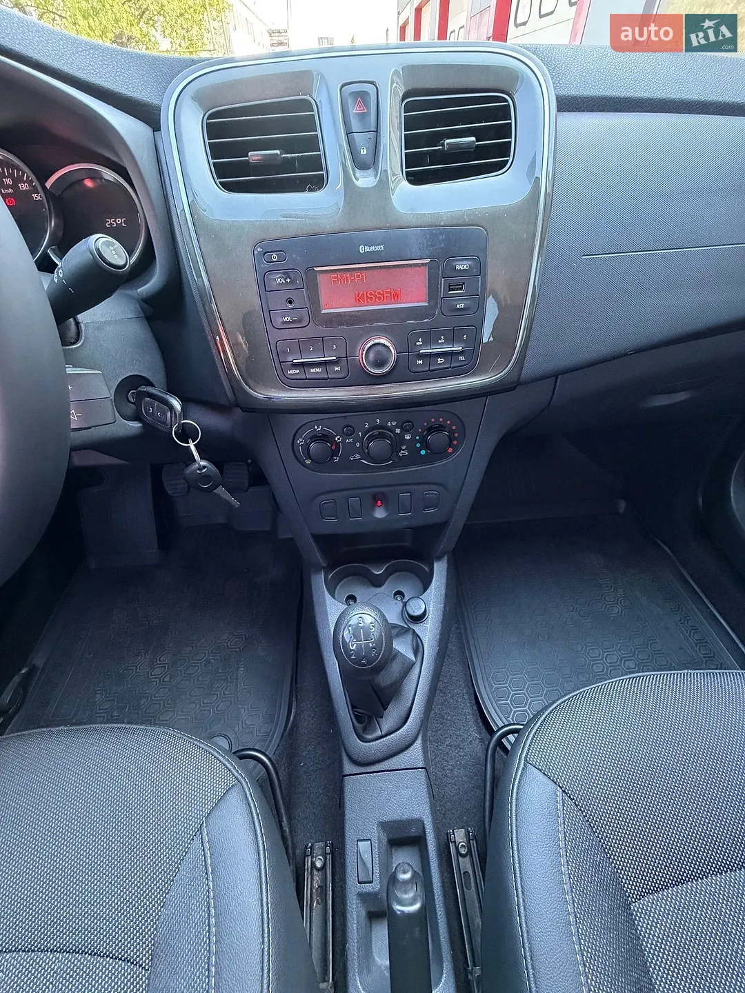 2019 Renault Logan - мініатюра 14