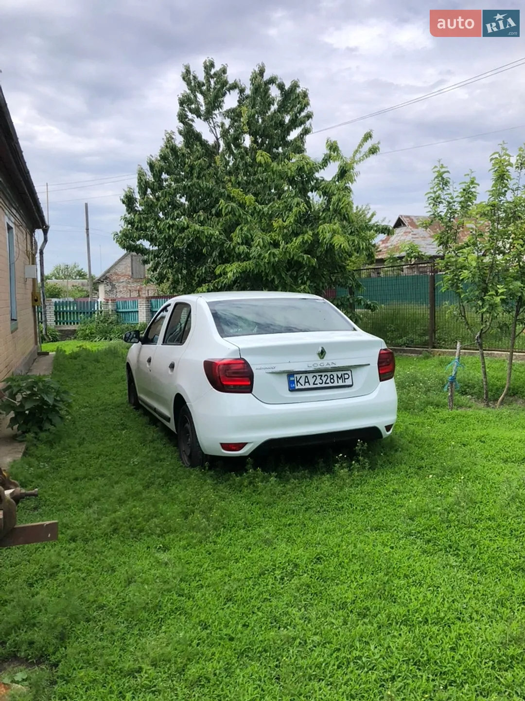 2017 Renault Logan - мініатюра 38