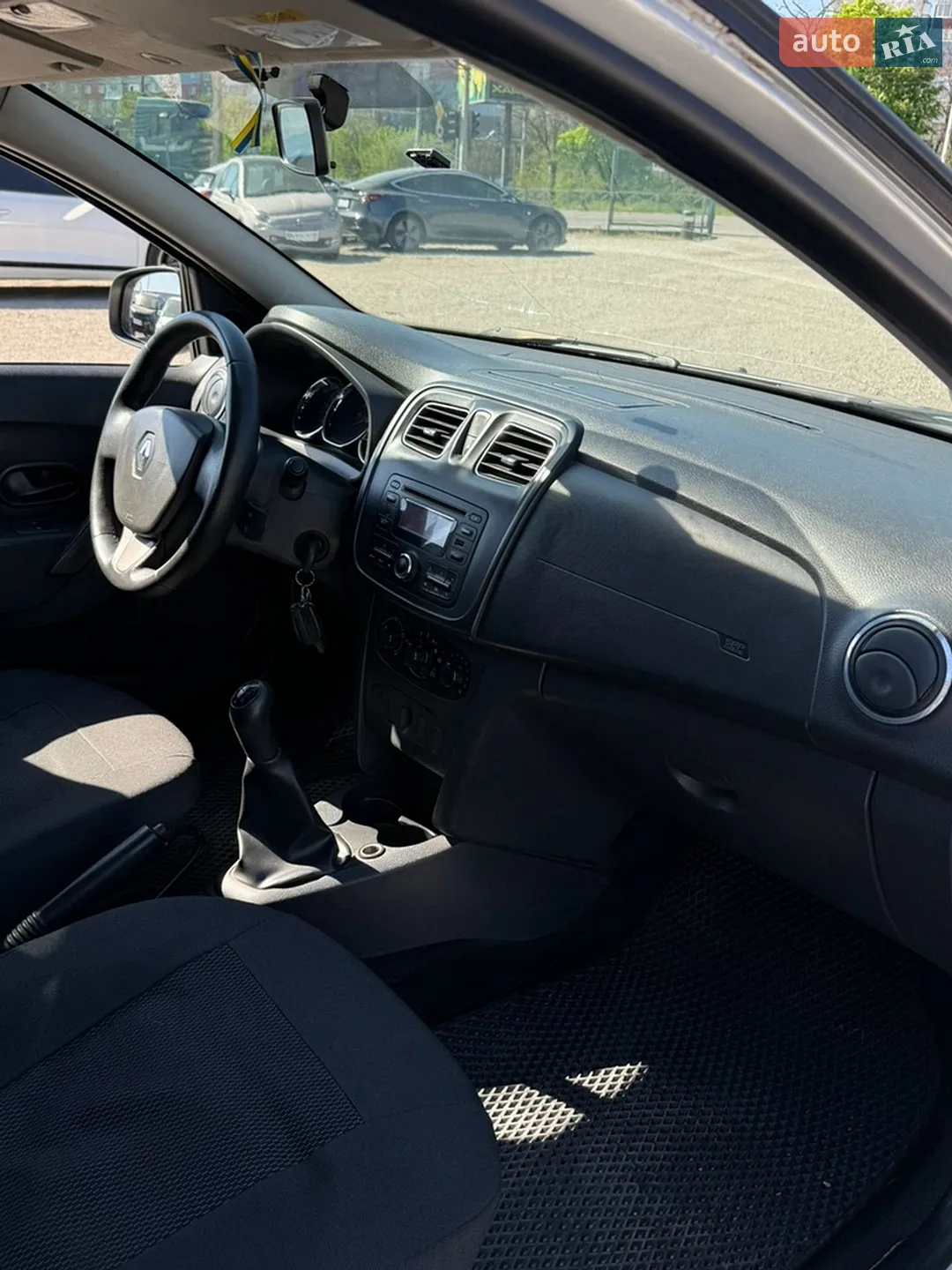 2013 Renault Logan - мініатюра 13