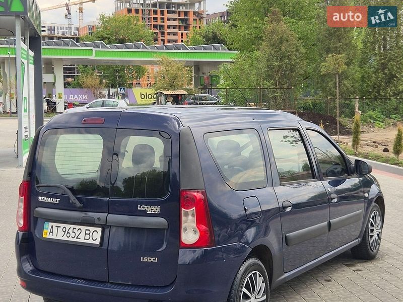 Универсал Renault Logan 2009 в Ивано-Франковске