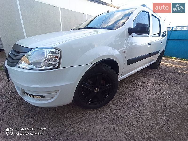 Универсал Renault Logan 2012 в Новой Водолаге