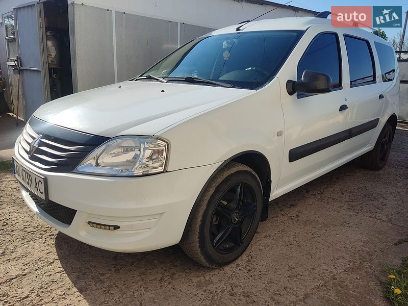 Универсал Renault Logan 2012 в Новой Водолаге