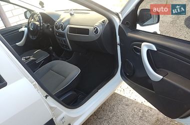 Универсал Renault Logan 2012 в Новой Водолаге