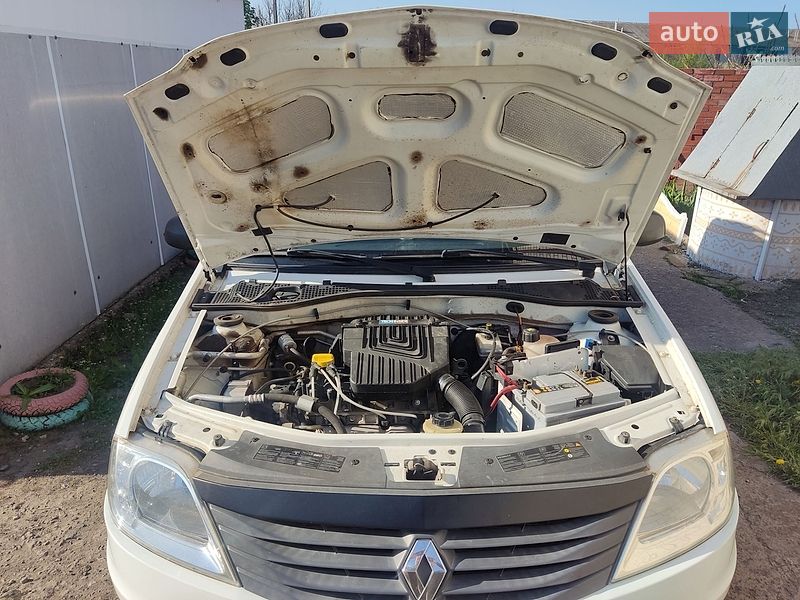 Универсал Renault Logan 2012 в Новой Водолаге