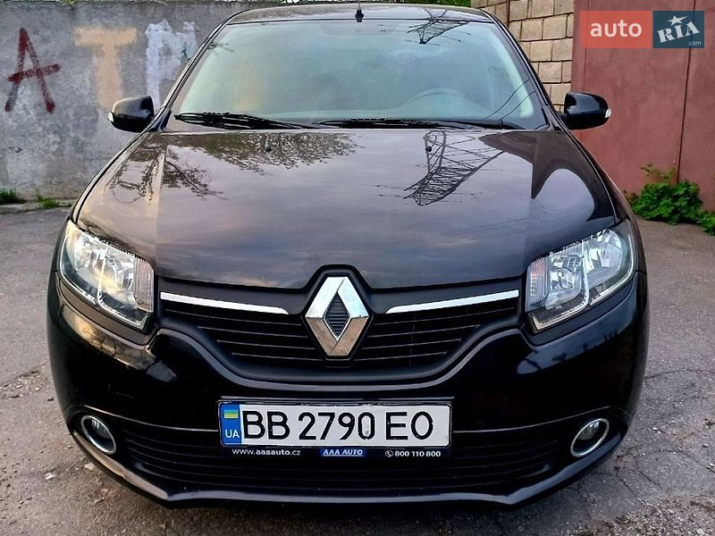 Седан Renault Logan 2013 в Дніпрі