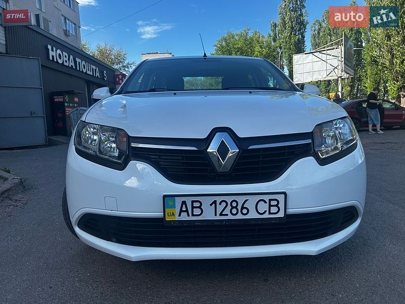 Седан Renault Logan 2014 в Чернигове
