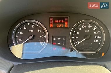 Седан Renault Logan 2012 в Харкові