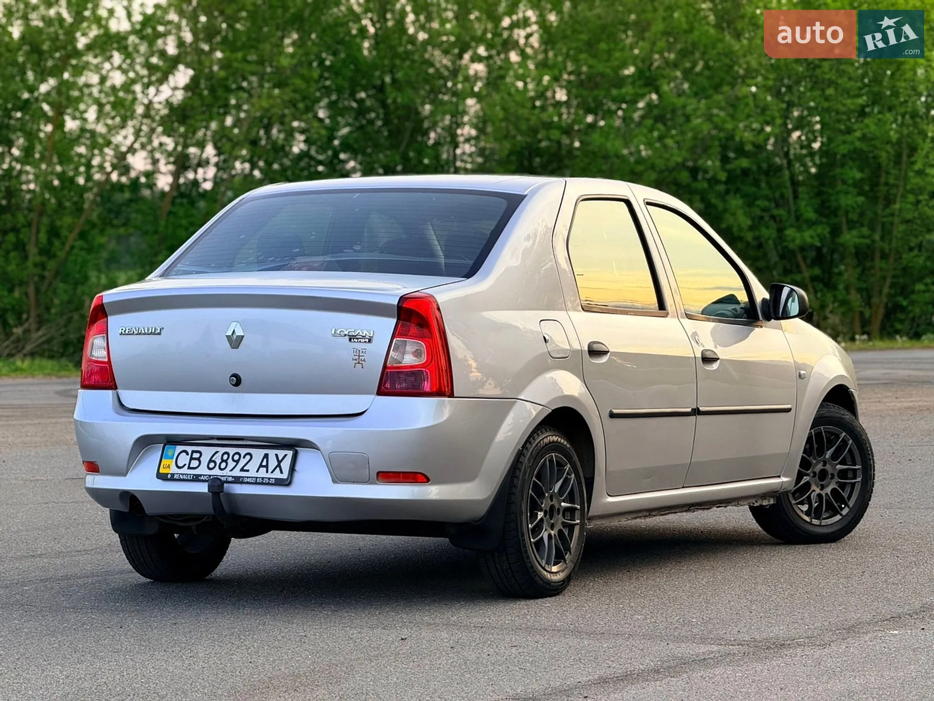 2011 Renault Logan - мініатюра 9