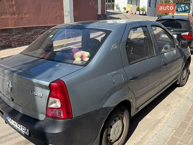 Седан Renault Logan 2011 в Киеве