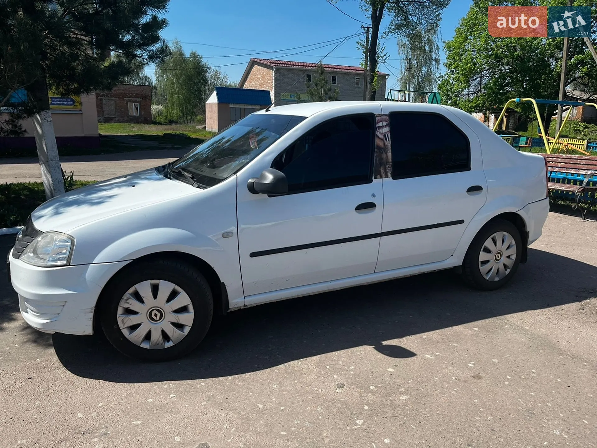 2012 Renault Logan - мініатюра 4