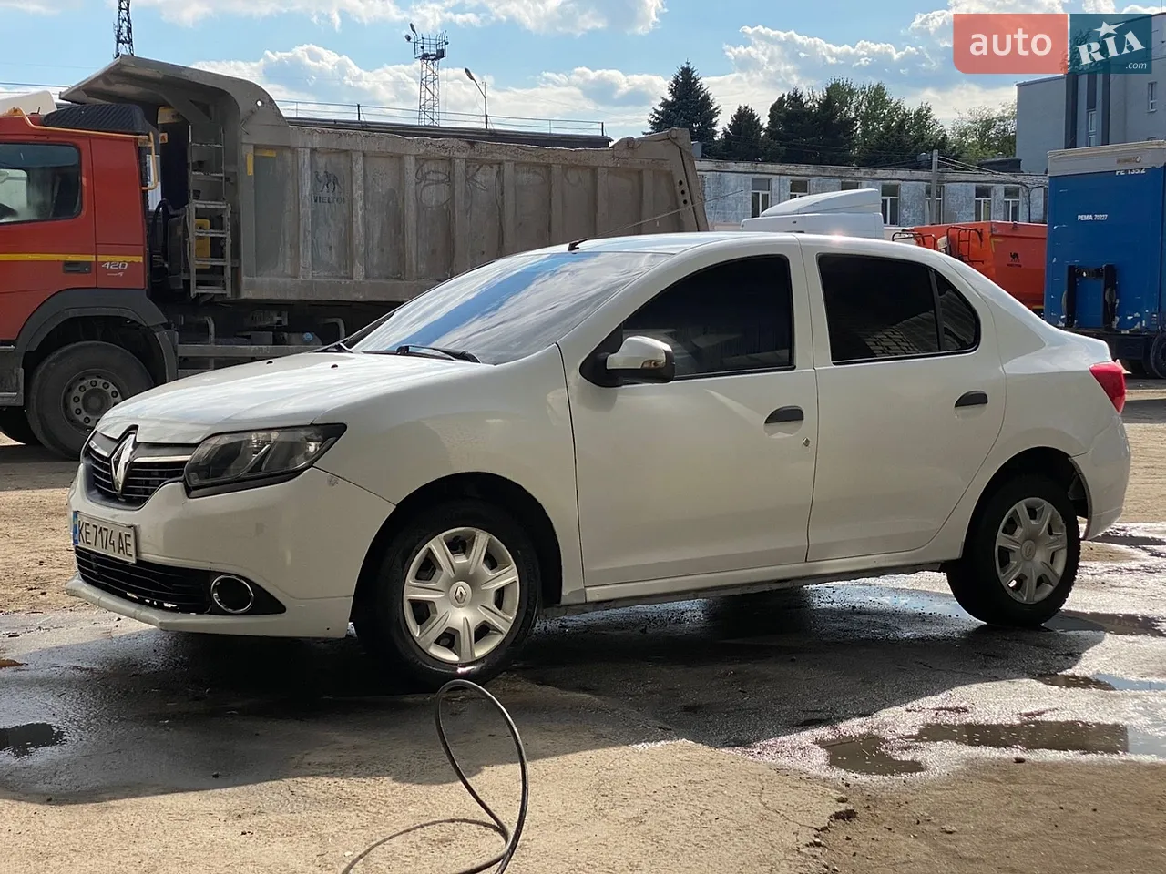 2016 Renault Logan - мініатюра 14