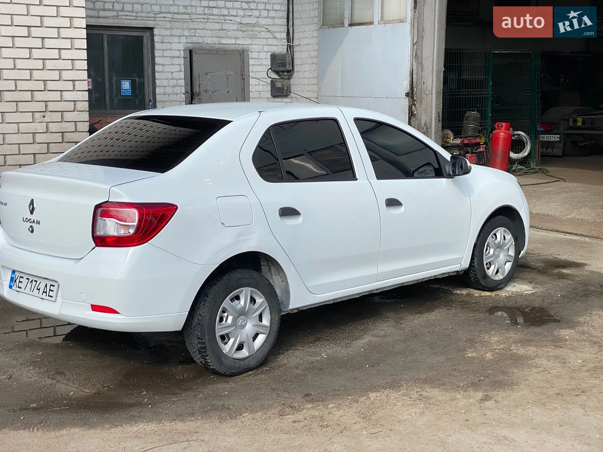 2016 Renault Logan - мініатюра 3