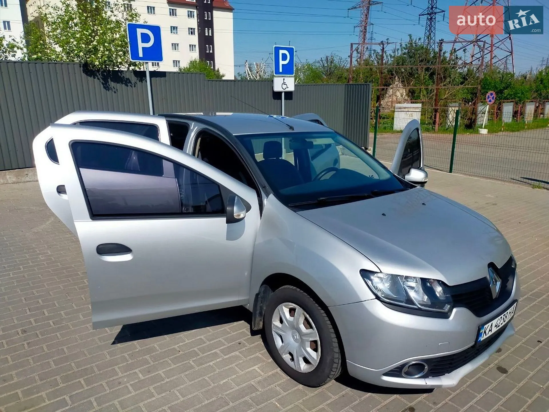 2014 Renault Logan - мініатюра 12