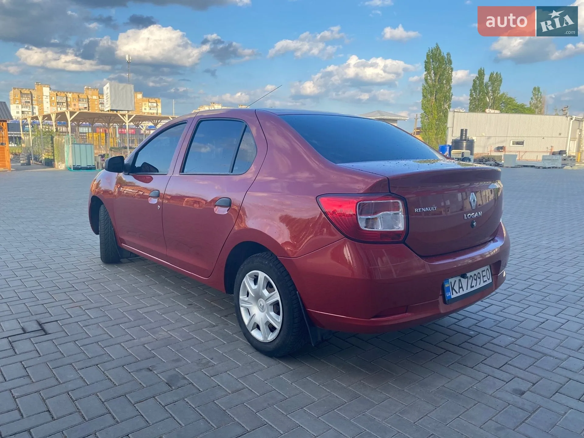 2014 Renault Logan - мініатюра 4