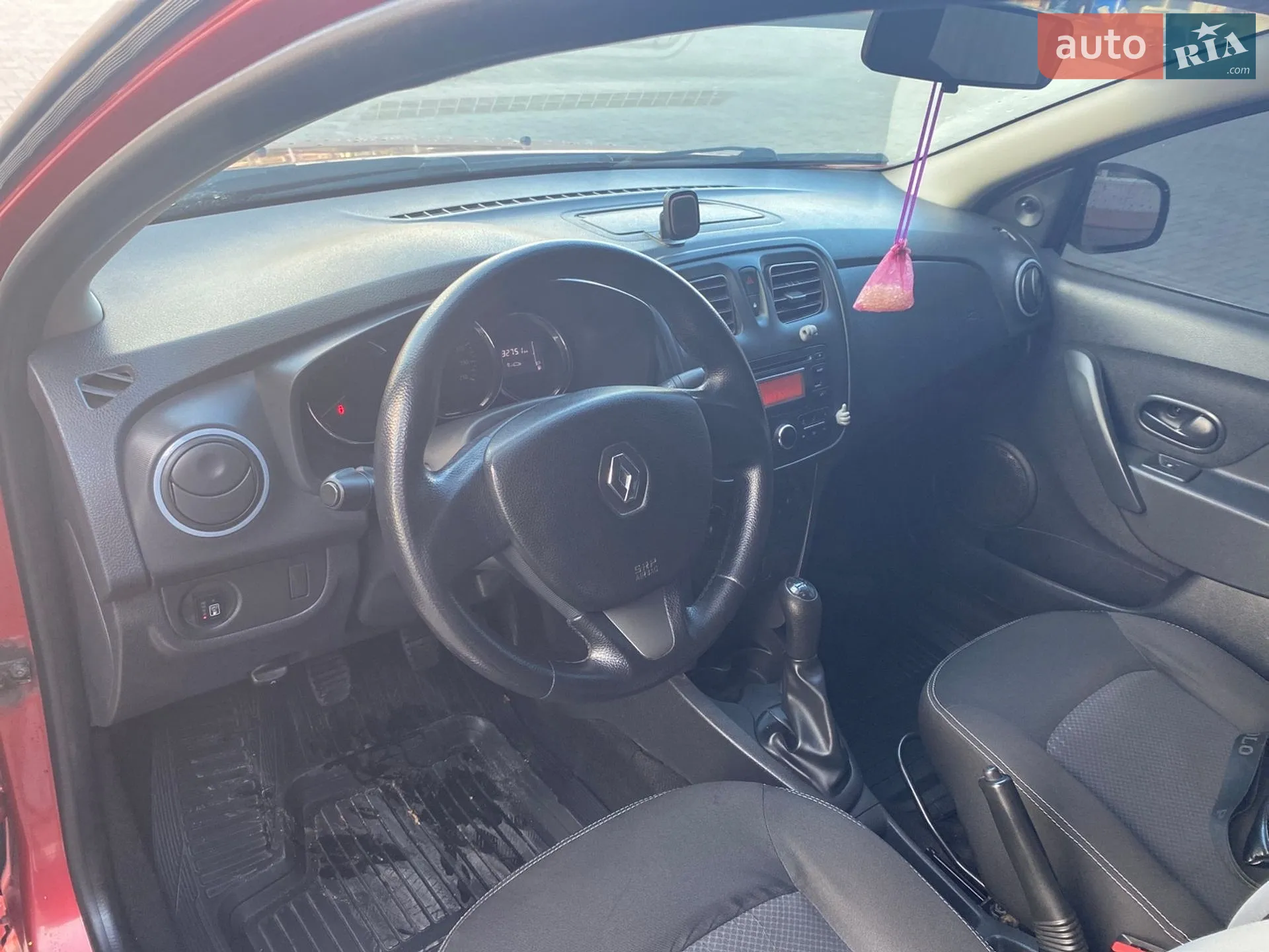 2014 Renault Logan - мініатюра 9