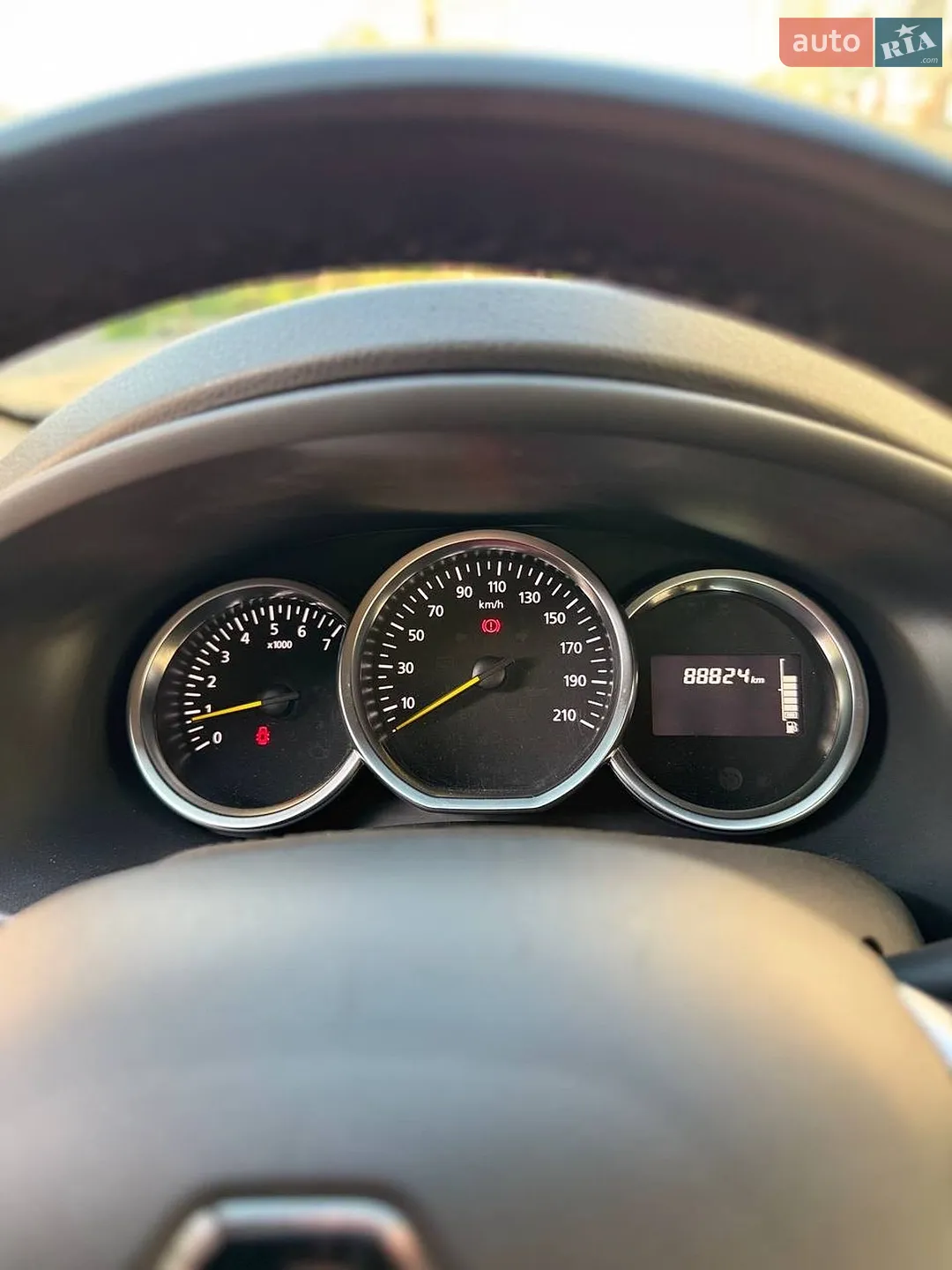 2020 Renault Logan - мініатюра 9