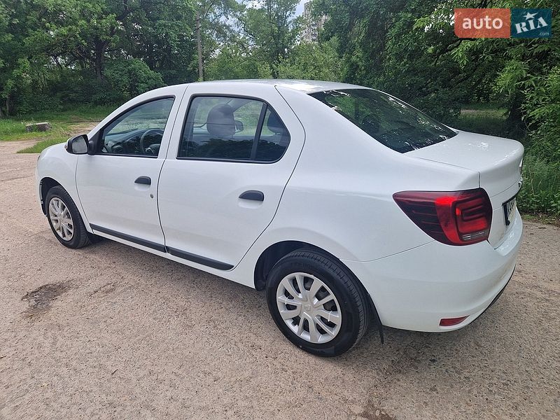 Седан Renault Logan 2021 в Києві