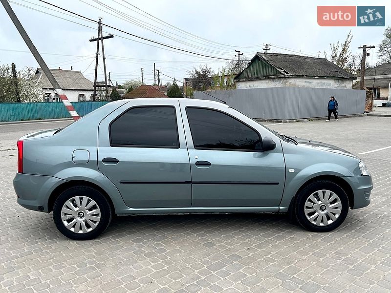 Седан Renault Logan 2010 в Кременчуці фото 7 Седан Renault Logan 2010 в Кременчуці