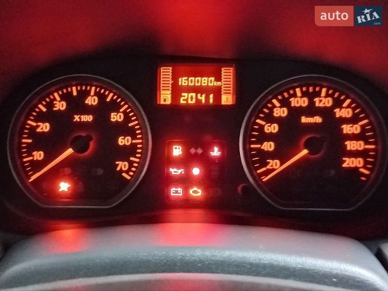 Седан Renault Logan 2010 в Кременчуці фото 40 Седан Renault Logan 2010 в Кременчуці