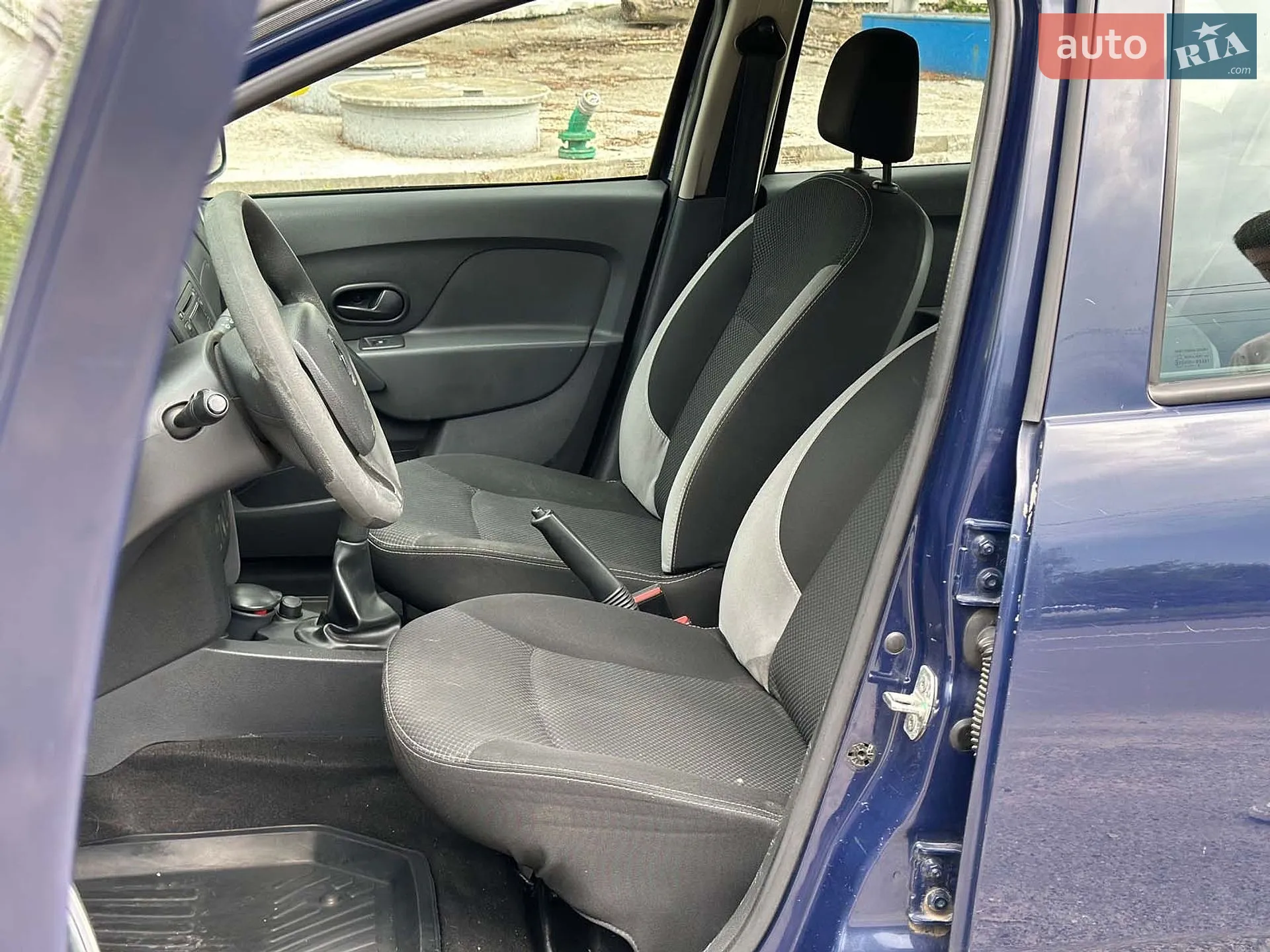 2015 Renault Logan - мініатюра 16