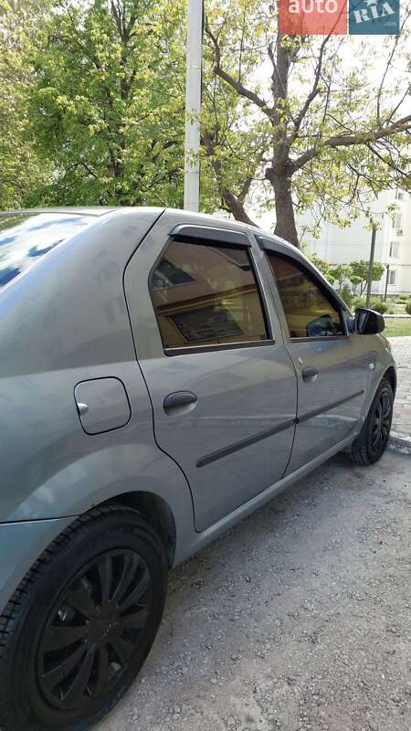 Седан Renault Logan 2010 в Кам'янець-Подільському