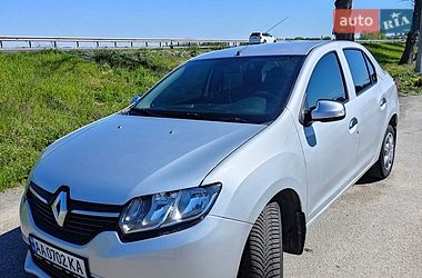 Седан Renault Logan 2015 в Киеве