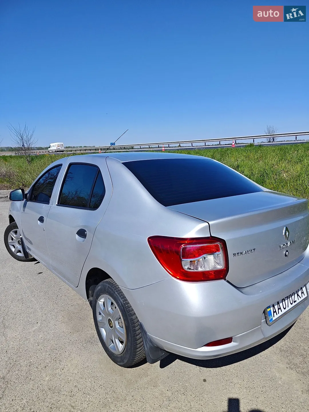 2015 Renault Logan - мініатюра 2